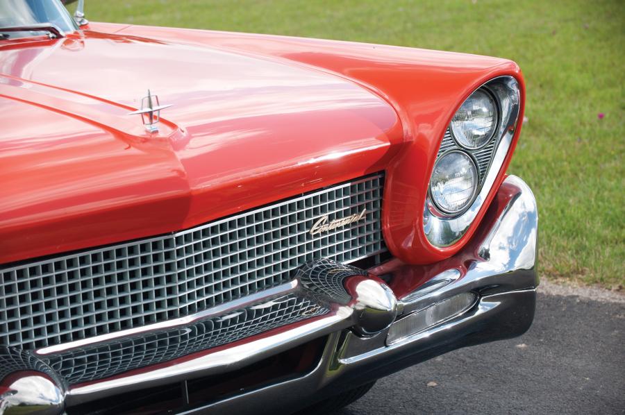  Lincoln Continental Mk III Convertible 1958 года  (фото 12 из 25)